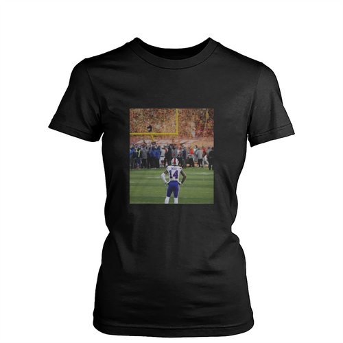 Stefon Diggs Watching Cheifs Womens T-Shirt Tee