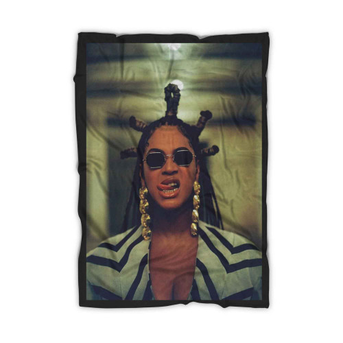 Vintage Renaissance Beyonce Blanket