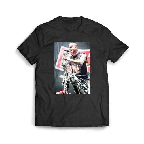 Five Finger Death Punch Ivan Moody On Stage With Skull Altar Men's T-Shirt