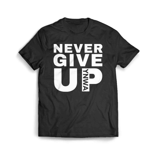 Never Give Up Ynwa Liverpool Fc Men's T-Shirt