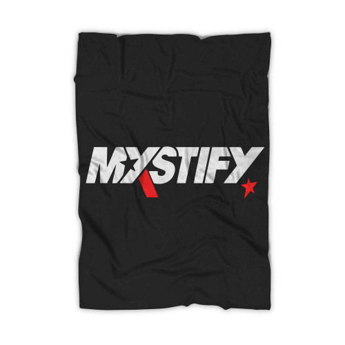 Mystify Blanket