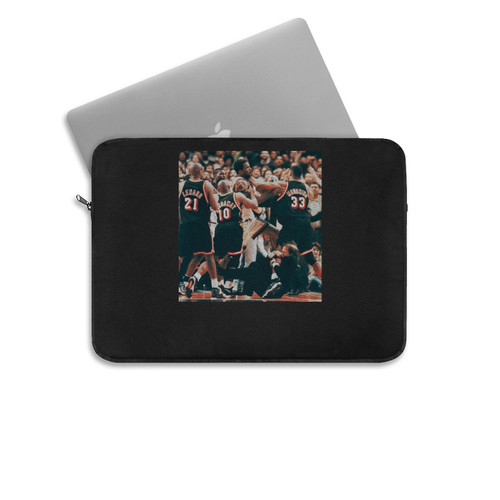 Heat V Knicks The Fight Laptop Sleeve