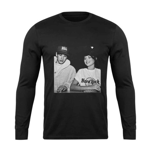 Zack Morris And Kelly Kapowski Hanging Out Saved By The Bell Long Sleeve T-Shirt Tee