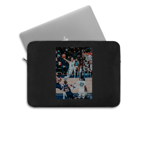 Ja Morant Memphis Dump Basketball Shot 2022  Laptop Sleeve