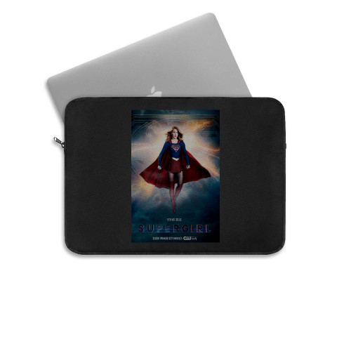 Supergirl Flying Solo  Laptop Sleeve