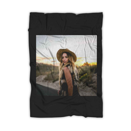 Country Singer Kylie Rae Harris Blanket