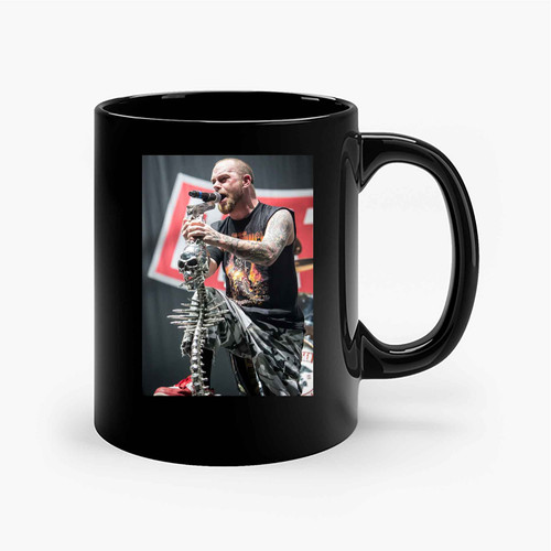 Five Finger Death Punch Ivan Moody On Stage With Skull Altar Ceramic Mugs