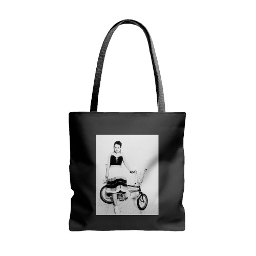 Lily Allen 2  Tote Bags
