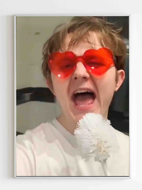 Lewis Capaldi Heart Sunglasses Poster Lewis Capaldi Heart Sunglasses Poster