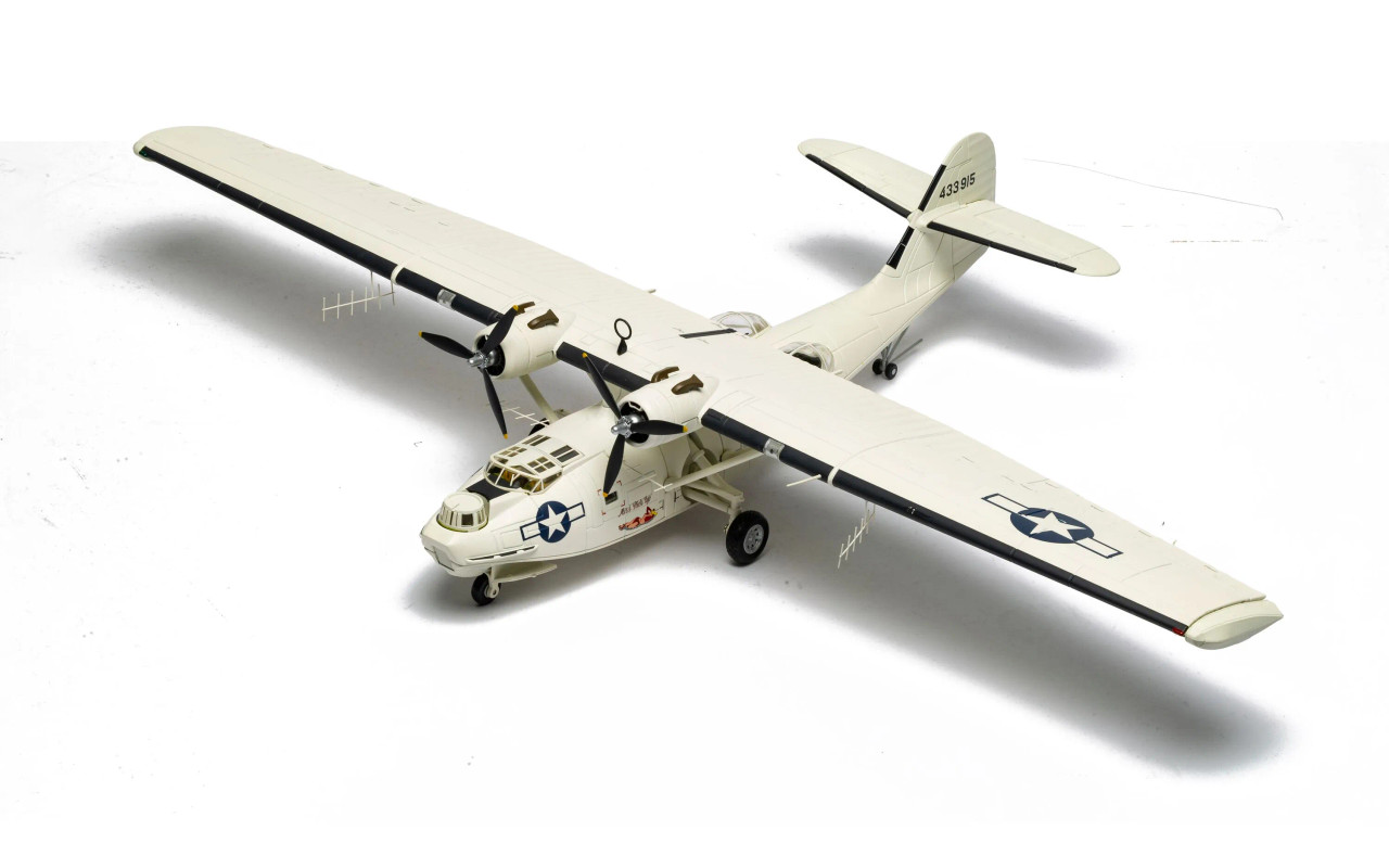 Corgi 1:72 Consolidated PBY-5 Catalina 44-33915 'Miss Pick Up