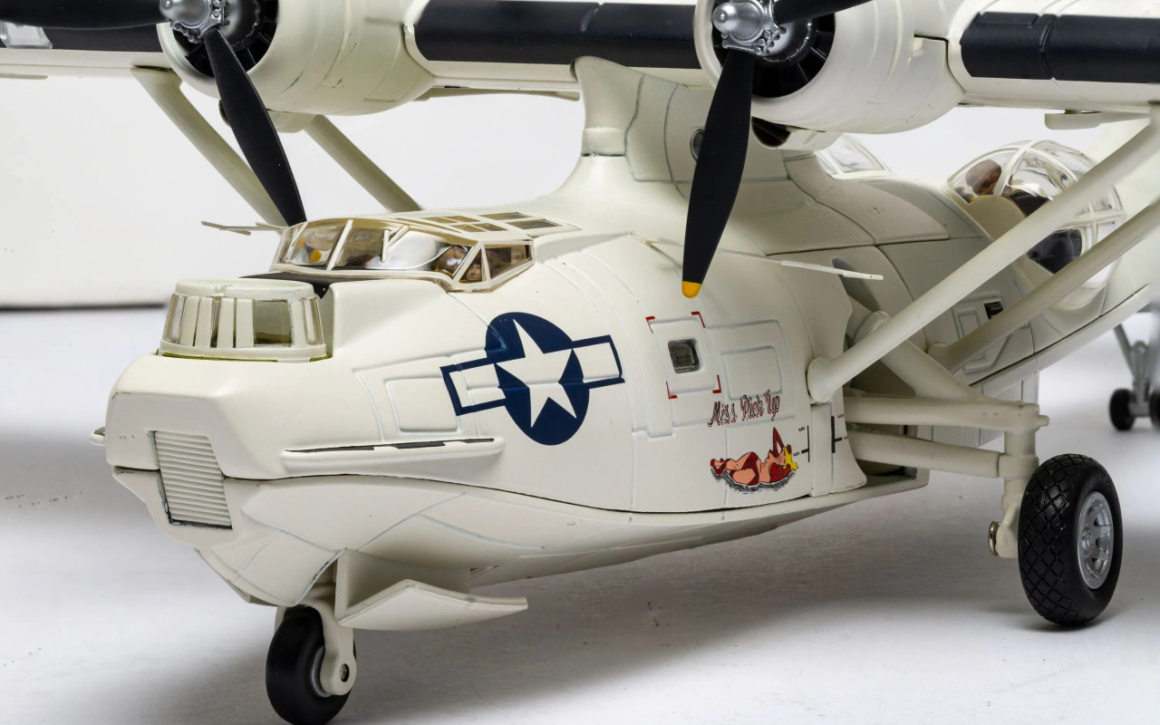 Corgi 1:72 Consolidated PBY-5 Catalina 44-33915 'Miss Pick Up