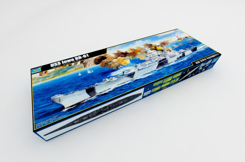 Trumpeter 1:200 USS Iowa Battleship BB-61 Plastic Model Kit