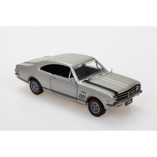 DDA Collectibles 1:32 HK GTS Monaro - Silver