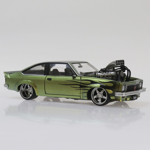 DDA Collectibles 1:24 A9X Torana Colour Shift