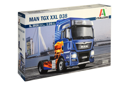 Italeri 1:24 MAN TGX XXL D38