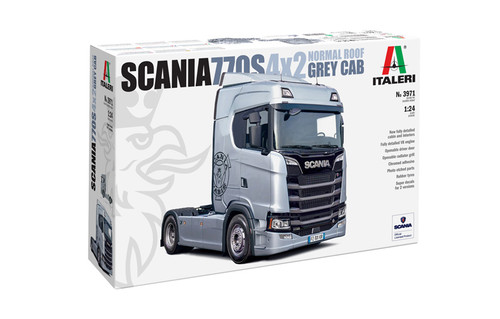 Italeri 1:24 Scania S770 4x2 Grey Cab
