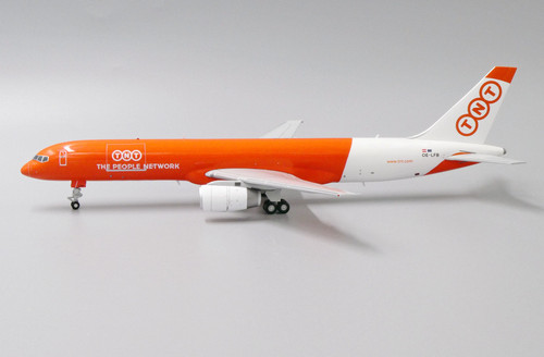 JC Wings 1:200 TNT B757-200F