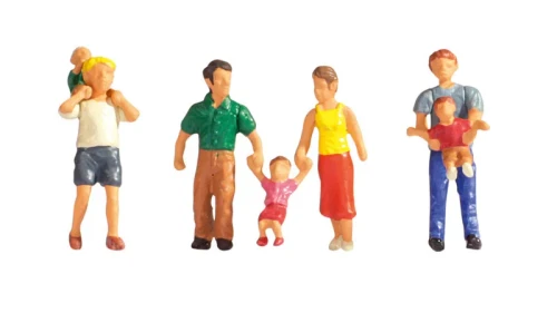 Noch HO Model Figures - Parents & Children