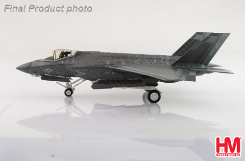 Hobby Master 1:72 F-35C Black Chrome XE-105