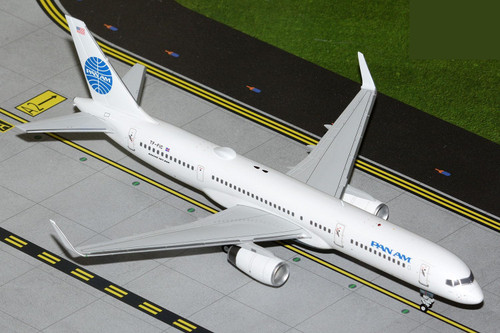 GeminiJets Pan Am B757-200W TF-FIC