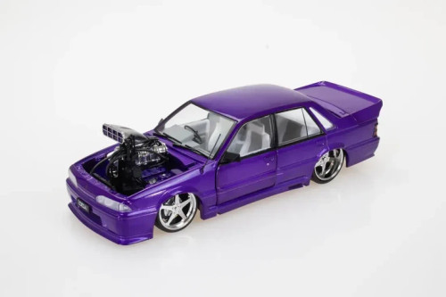 DDA Collectibles 1:24 VL Walkinshaw Custom - Purple