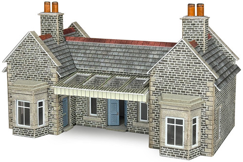 Metcalfe N Scale Little Cardleywick Station Kit