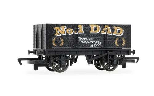 Hornby 00 Gauge 2026 Father's Day Wagon