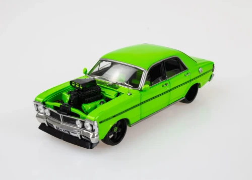 DDA Collectibles 1:24 Lime Green XY GTHO Ford Supercharged Diecast Model