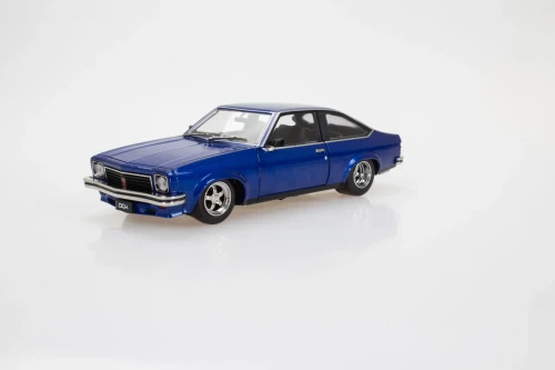DDA Collectibles 1:24 Sfragisméno LX SS Torana Dark Blue Diecast Model