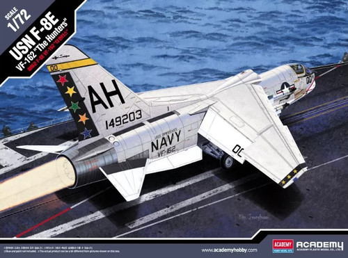 Academy 1:72 USN F-8E VF-162 The Hunte