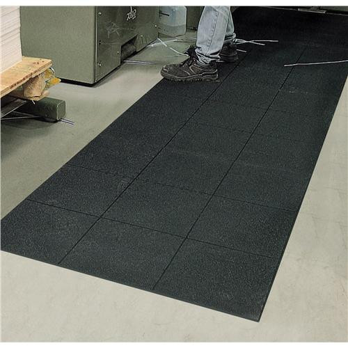 556 Cushion-Ease Solid Mat 3' x 3', Black