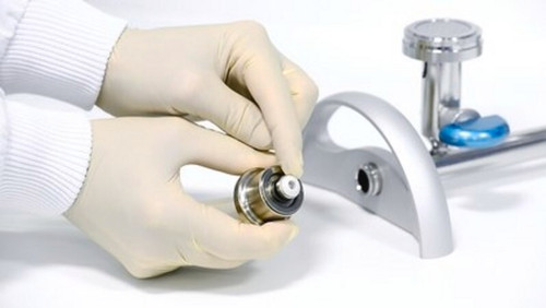 ez-fit manifold check valve