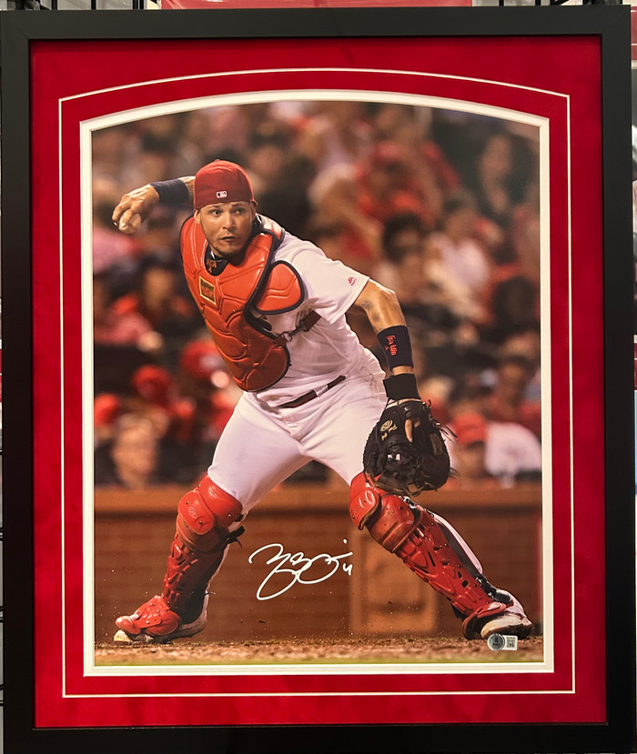 Yadier Molina Signed 16X20 IMG 1