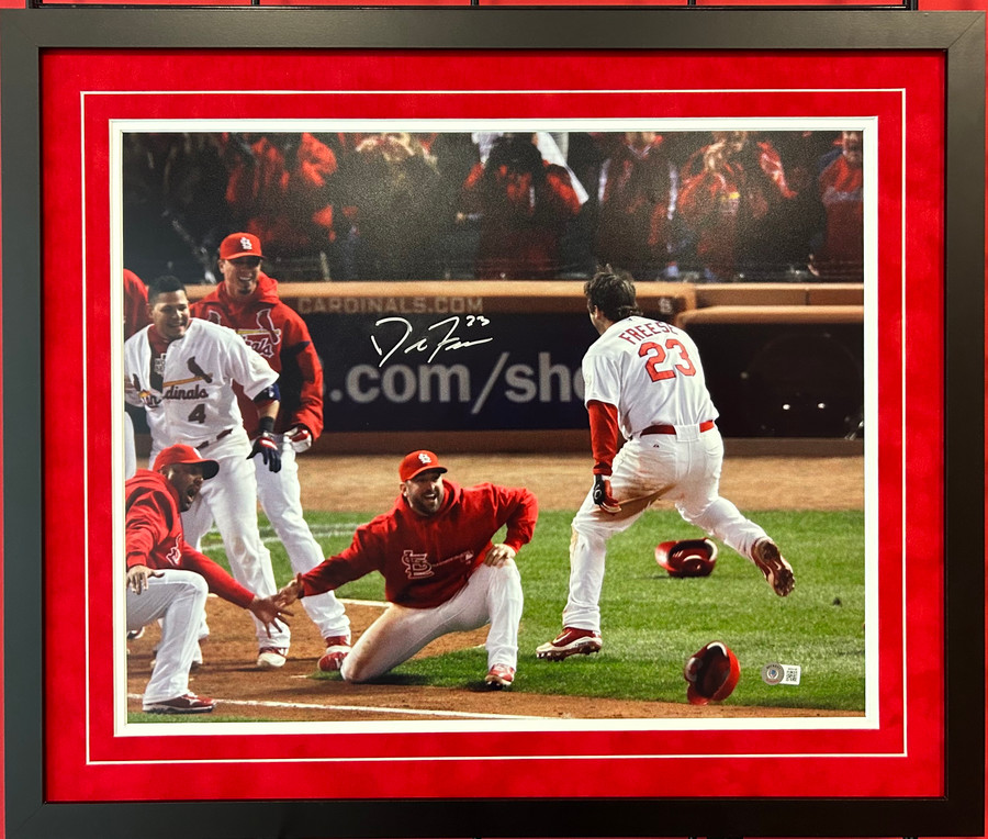 David Freese Signed 16X20 Img 2