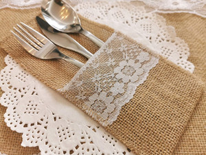 25/50/100PCS 4 x 8Inch Natural Burlap Lace Storage Bag Linen Cutlery Pouch Knife Fork Tableware Poket Utensil Organizer for Wedding Party Restaurant