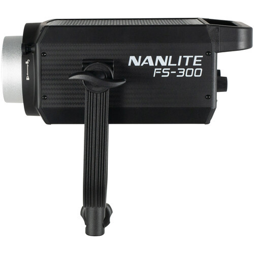 NANLITE FS-300 ledライト 照明 ナンライト 330w 美品 NANLITE FS-300 5600K 330W Led video Light COB Spoitlight Photo