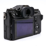 Used FUJIFILM X-T5 Mirrorless Camera Body (EX)