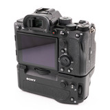 Used Sony Alpha a7R IV Mirrorless Digital Camera Body with Battery Grip (EX+)