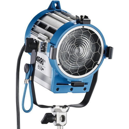 ARRI 650W Plus Tungsten Fresnel - 120-240 VAC ARRI 650W Plus Tungsten Fresnel - 120-240 VAC
