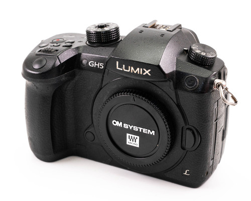 Used Panasonic Lumix DC-GH5 Mirrorless Micro Four Thirds Digital Camera Body (EX-)