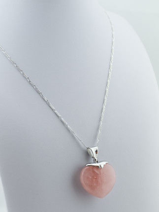 925 sterling silver and rose quartz heart pendant.
