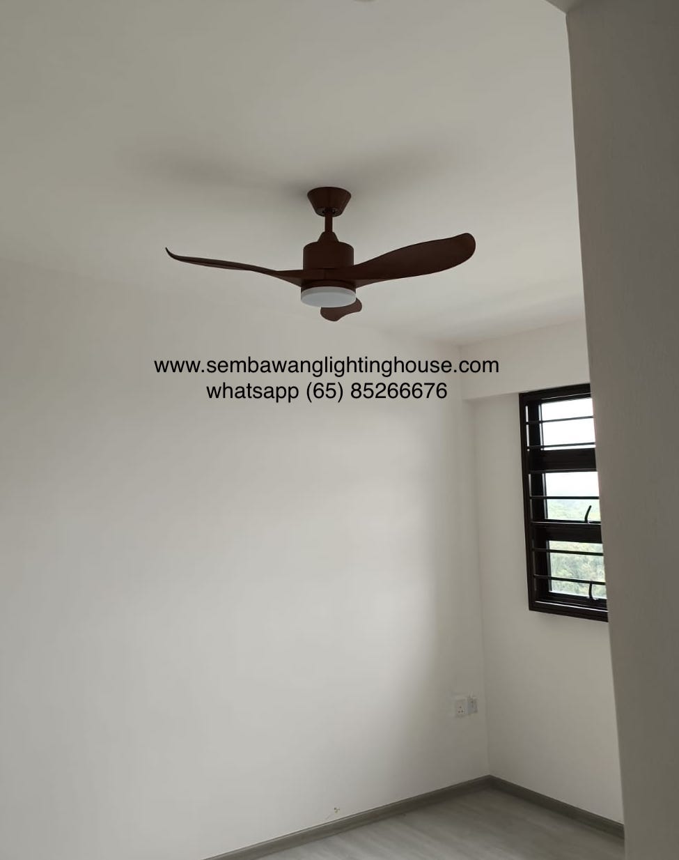 decco-adelaide-ceiling-fan-with-light-black-sembawang-lighting-house-02.jpg