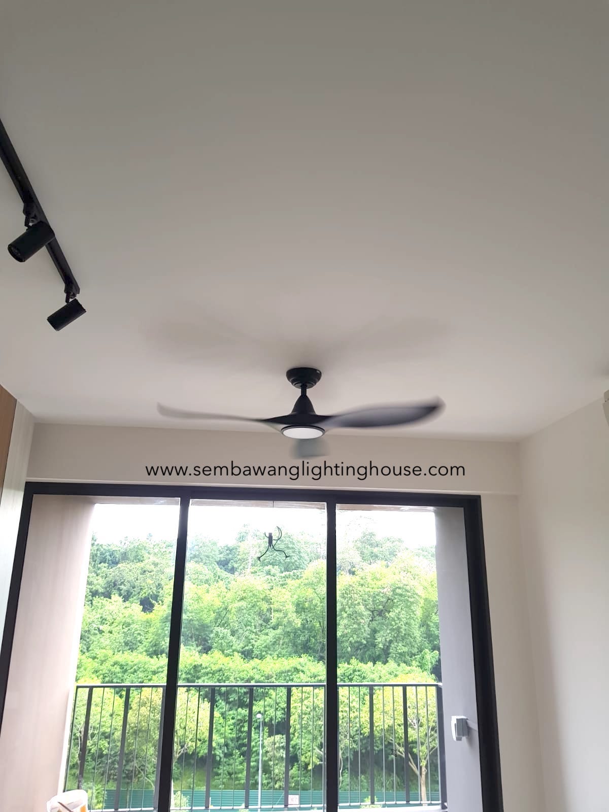 efenz-rod-ceiling-fan-with-light-black-sembawang-lighting-house-01.jpg