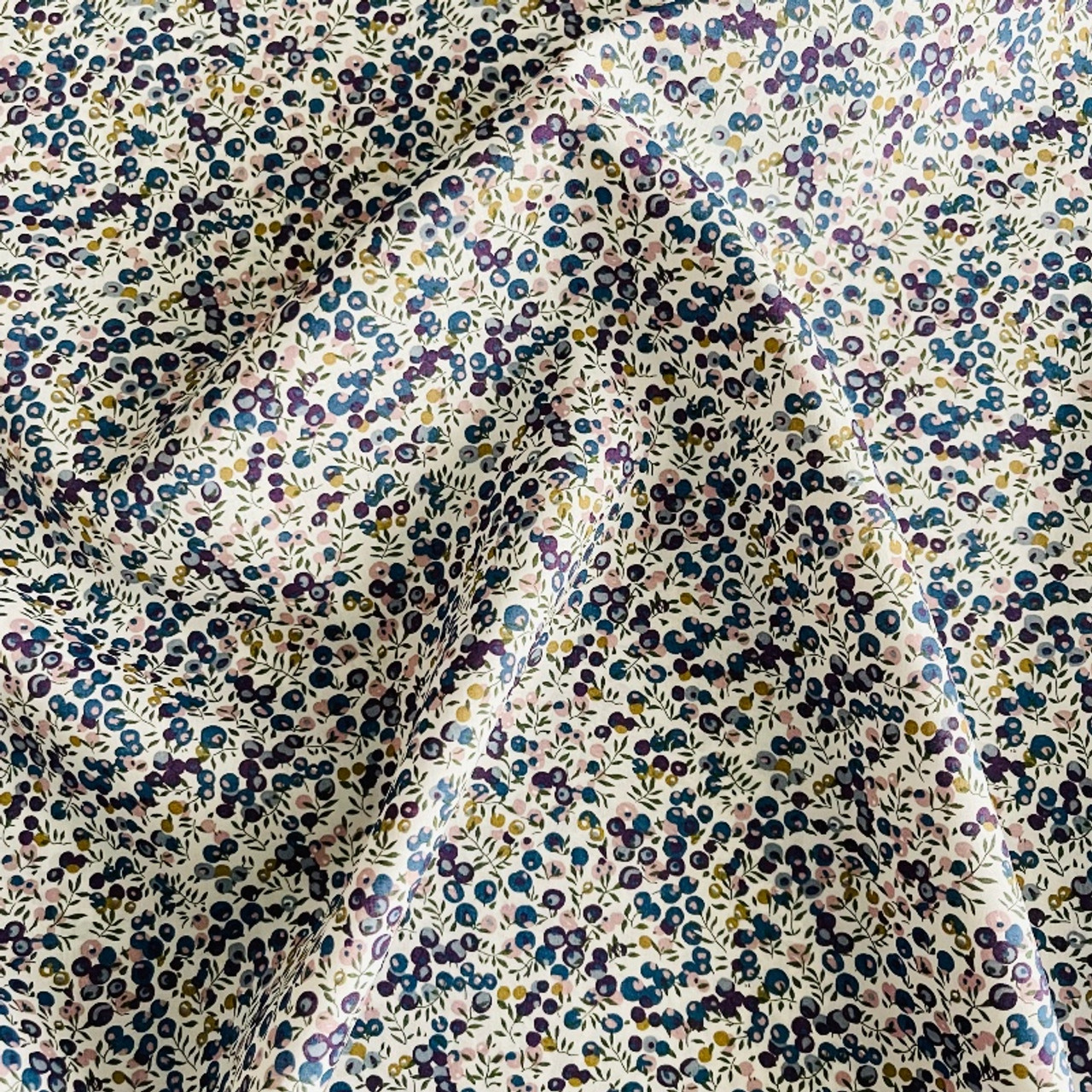 Liberty Fabrics: Wiltshire Bud D (Blueberry) Tana Lawn®