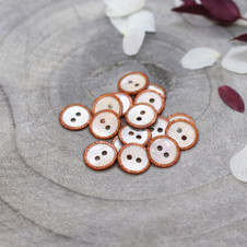 Atelier Brunette - Glitz Button in Chestnut (10 mm) Atelier Brunette - Glitz Button in Chestnut (10 mm)