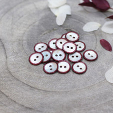 Atelier Brunette - Glitz Button in Amaranthe (10 mm) Atelier Brunette - Glitz Button in Amaranthe (10 mm)