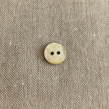 Fauna Shell Button - 11 mm (0.43") Fauna Shell Button - 11 mm (0.43")