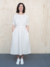 The Assembly Line Sweden - Cuff Dress (XS-L or XL-3XL) The Assembly Line Sweden - Cuff Dress (XS-L or XL-3XL)