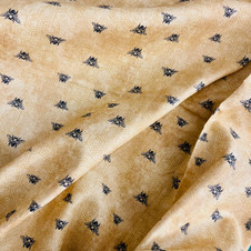 Paintbrush Studio - Bee Kind in Gold (Organic Double Gauze) Paintbrush Studio - Bee Kind in Gold (Organic Double Gauze)