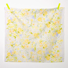 Nani Iro: Rakuen B - Yellow Florals Ecru Base (double gauze) Nani Iro: Rakuen B - Yellow Florals Ecru Base (double gauze)